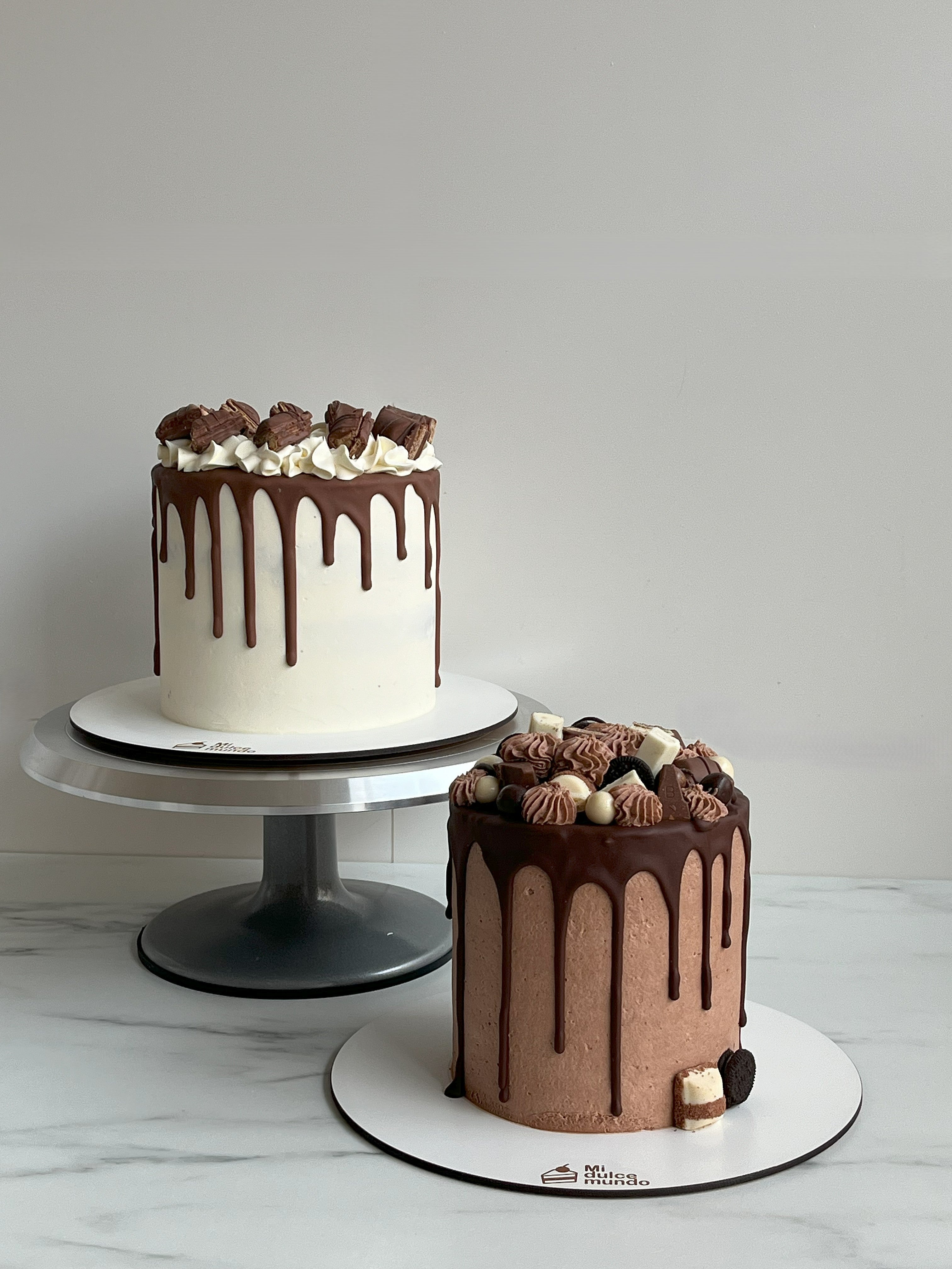 Drip cake con chocolatinas